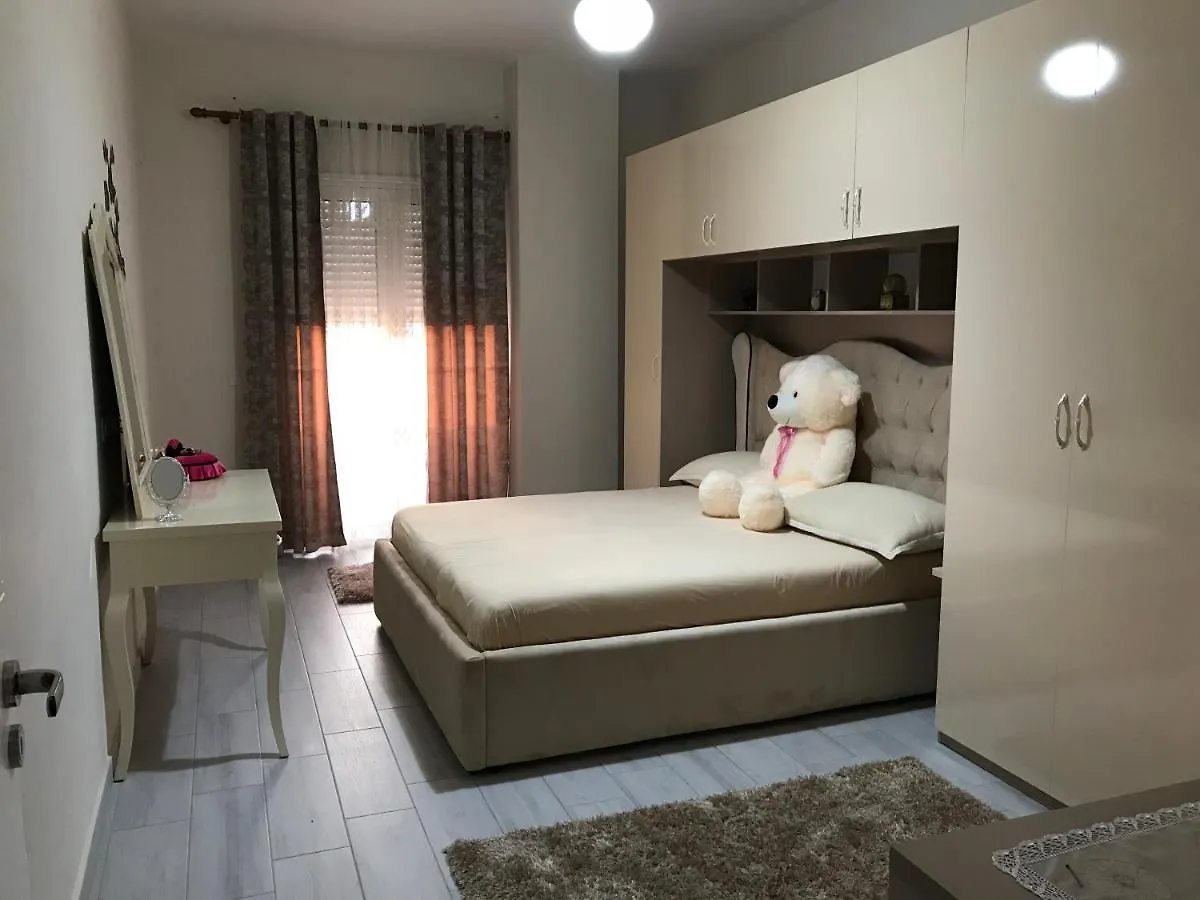 Hotel Vila Dedej Dıraç